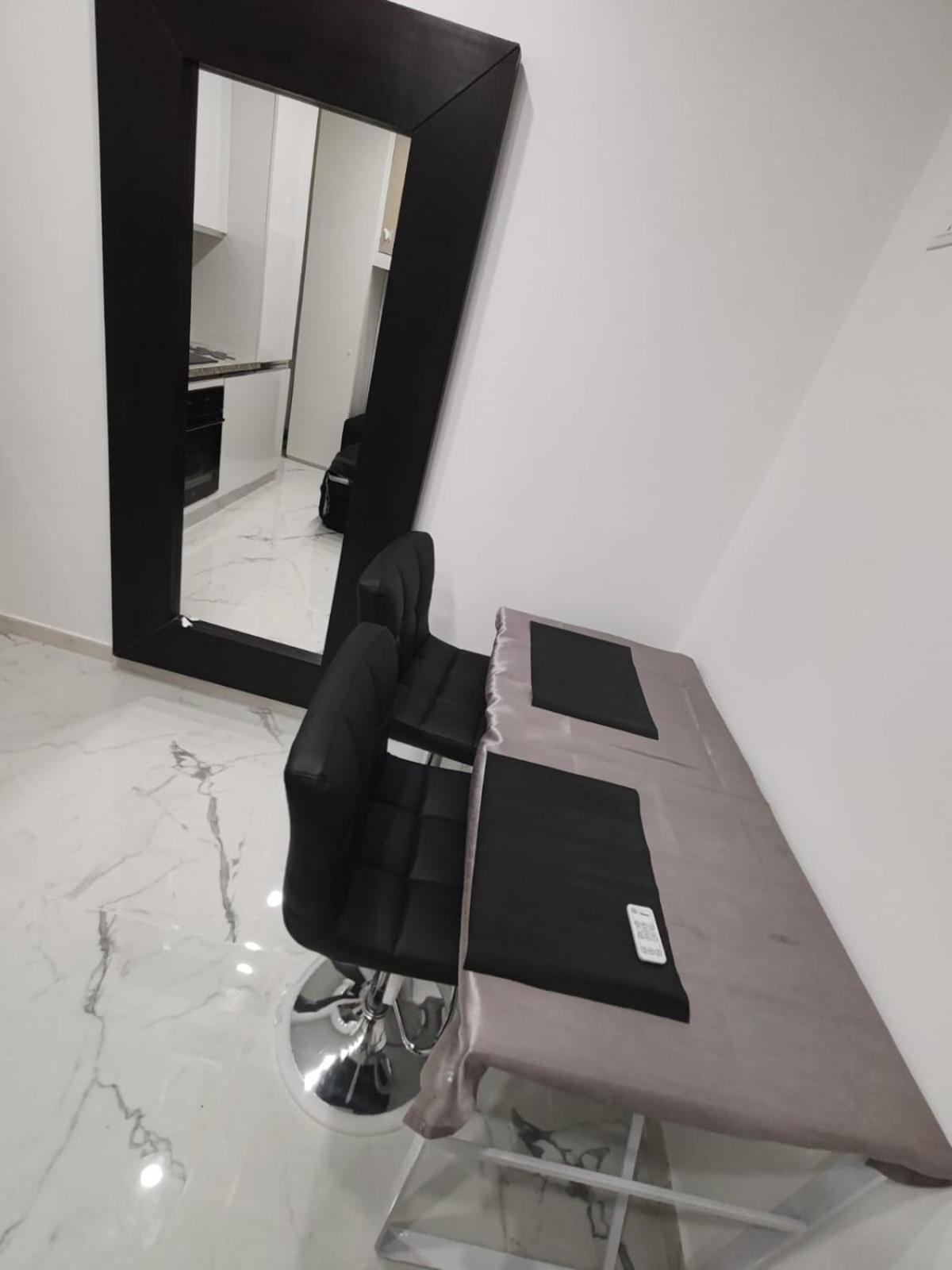 Dolce Vita Romana Buitenkant foto